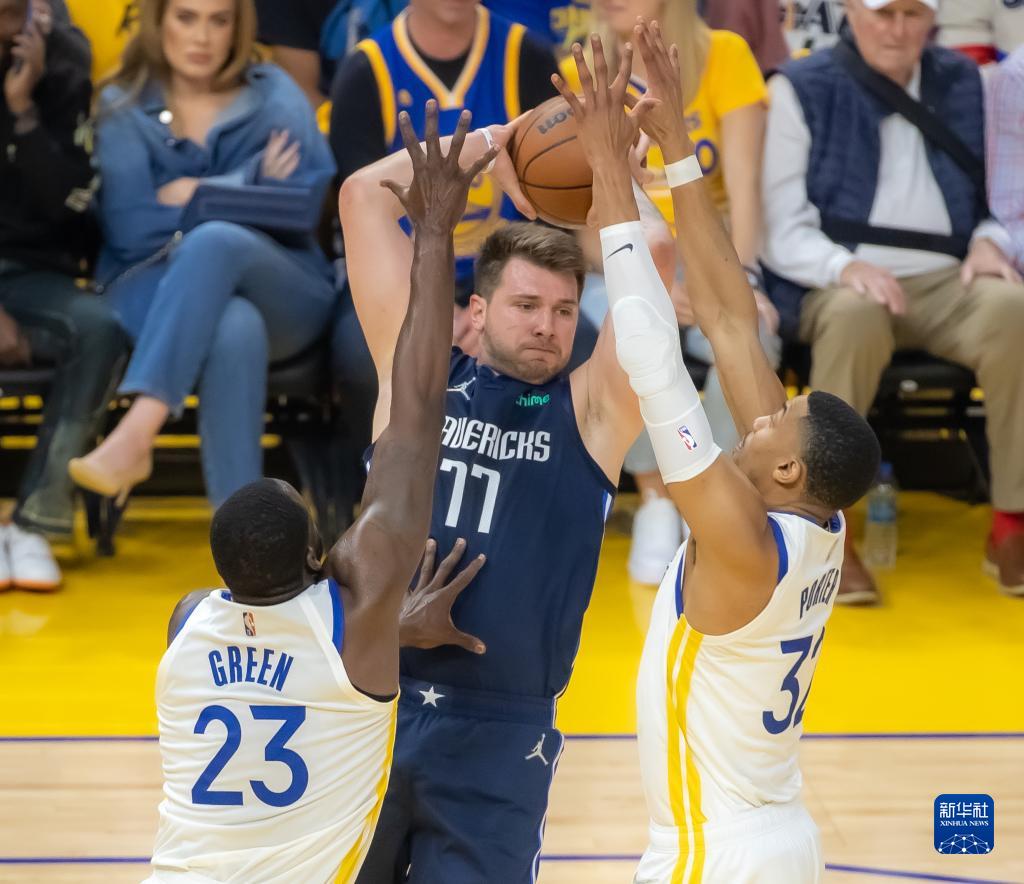 在这场比赛 在这场比赛