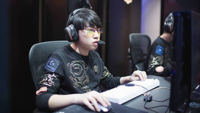 你写出一版 你写出一版